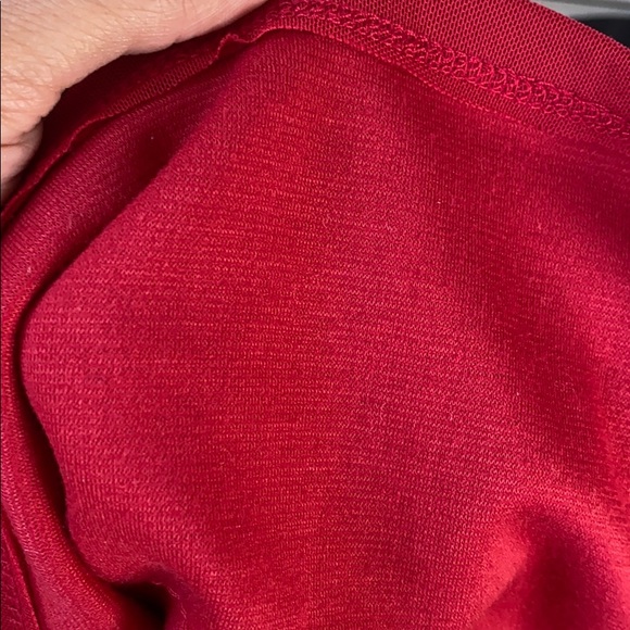 red ruched skirt with zipper - Picture 6 of 6